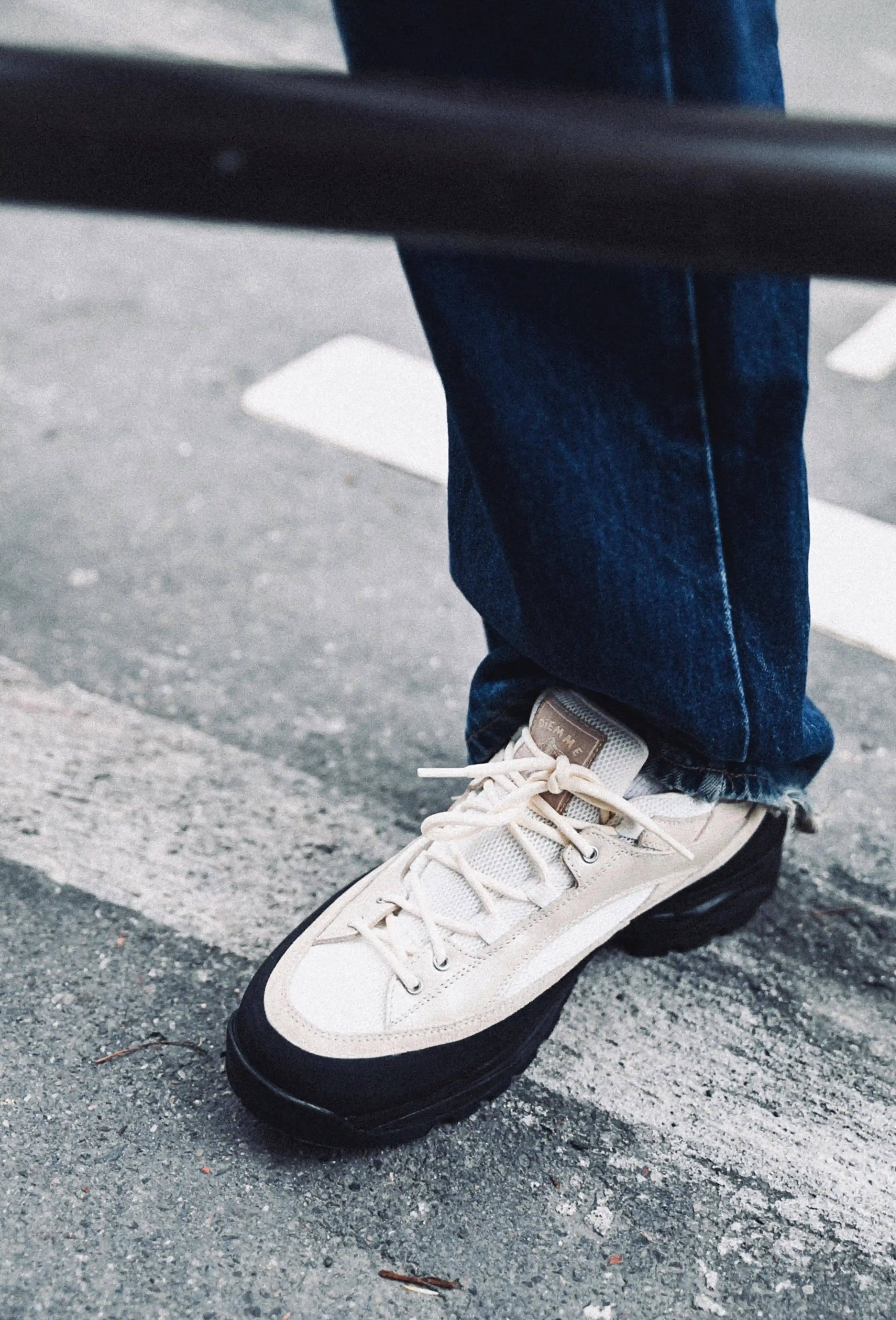 Diemme-Mood-Schuhe-Strasse.webp