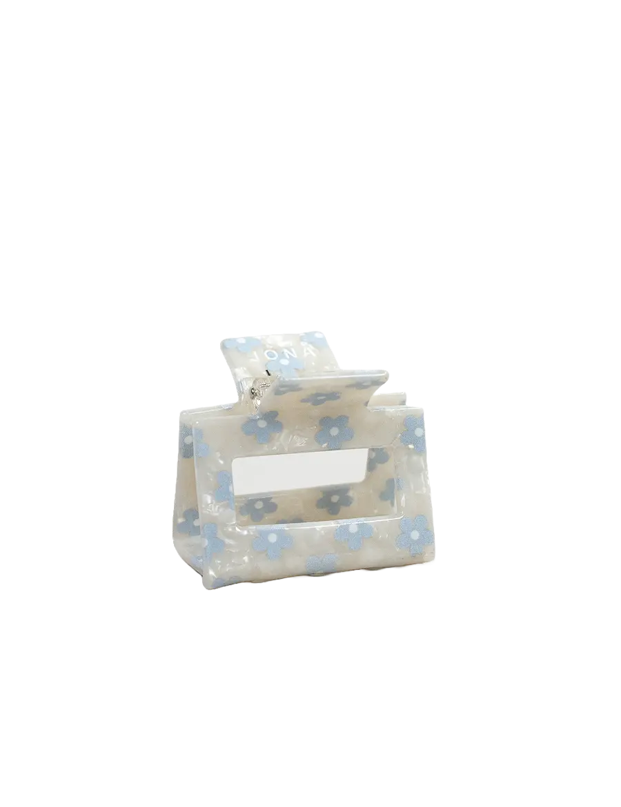 Jona Josefin Clip Haarspange Weiß mit Blauen Blumen Frontansicht