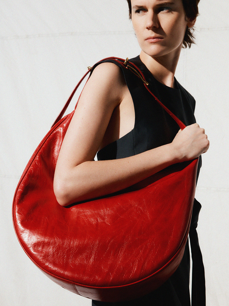 Moon Hobo Bag Glossy Red
