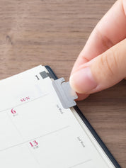 Midori Index Clips Chiratto Silber Detailansicht Notizbuch