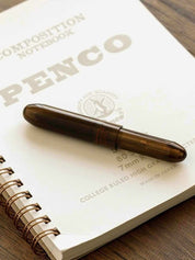 Penco Bullet Ballpoint Stift in Clear Brown mit Penco Notizbuch
