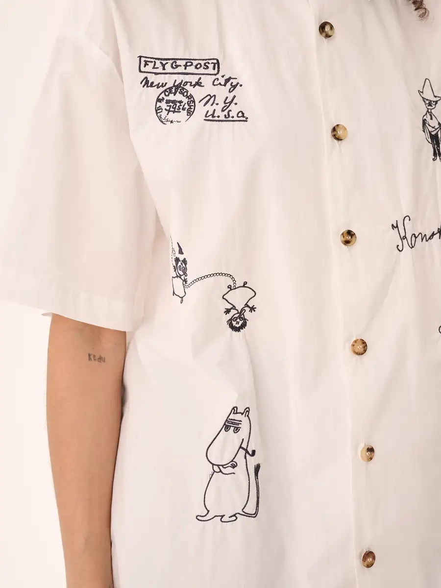 Rue de Tokyo Hemd Salvio Weiß Detailansicht von Moomin-Stickereien
