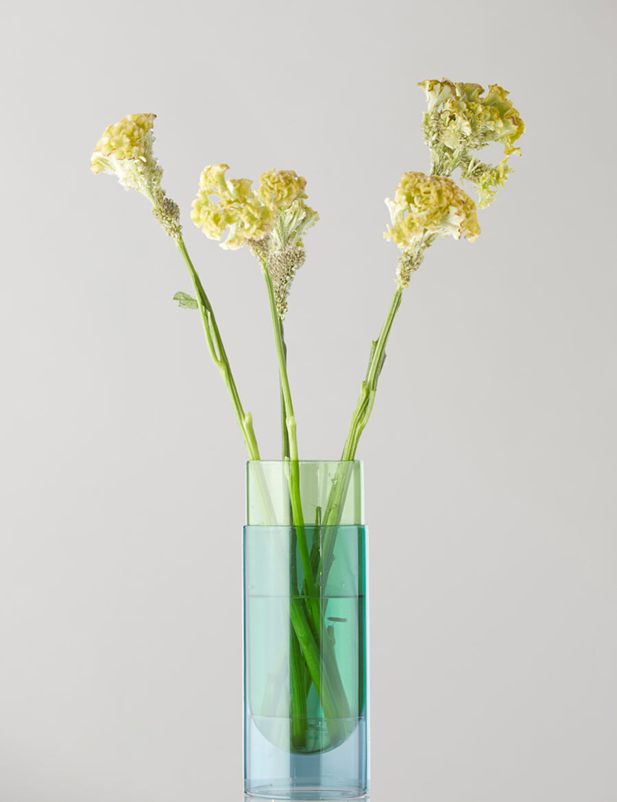 Studio About Bouquet Tube Large Vase Grün Frontansicht