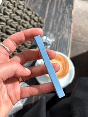 Tsubota Pearl Queue Mono Hazy Sky Moodbild im Café