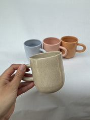 We Are Studio Studio Hugo Mug Poppy Seed Beige Detailansicht
